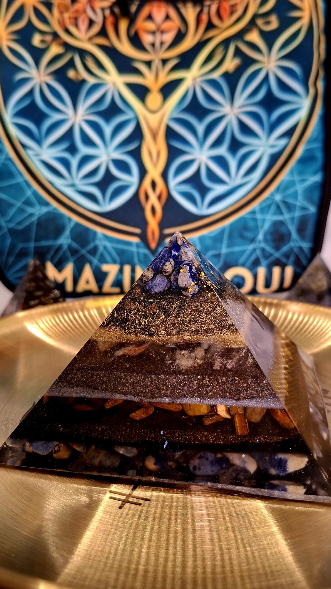 Piramidă Giza cu lapis lazuli